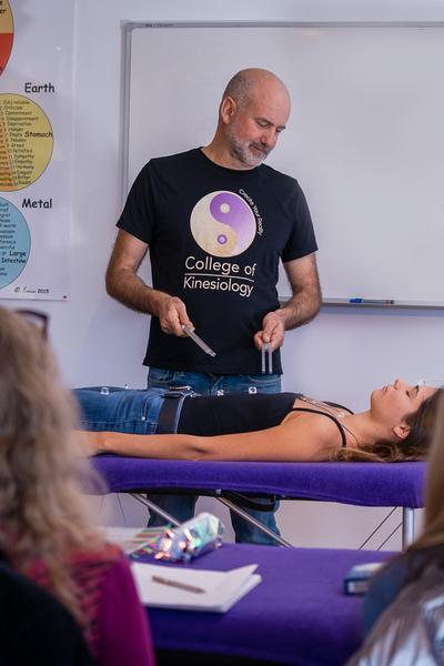 07033e27-2157-4260-bf42-7e7c53b89c0c-image___inspire_u-kinesiology_training_portrait_3 (1)